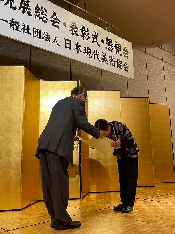 01 内閣総理大臣賞 小川 靖子 桜咲く F100