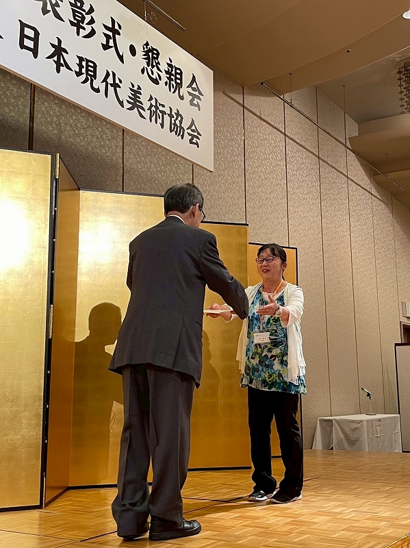 14 大阪府教育委員会教育長賞 木村 典子 百日草A F80