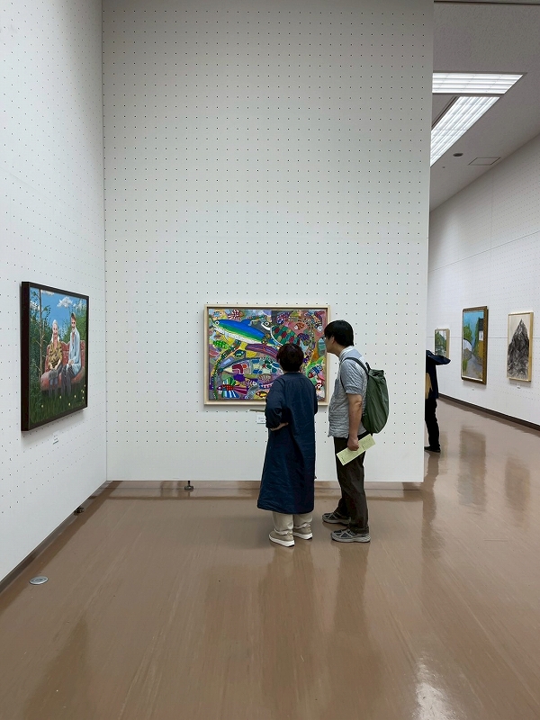 会場